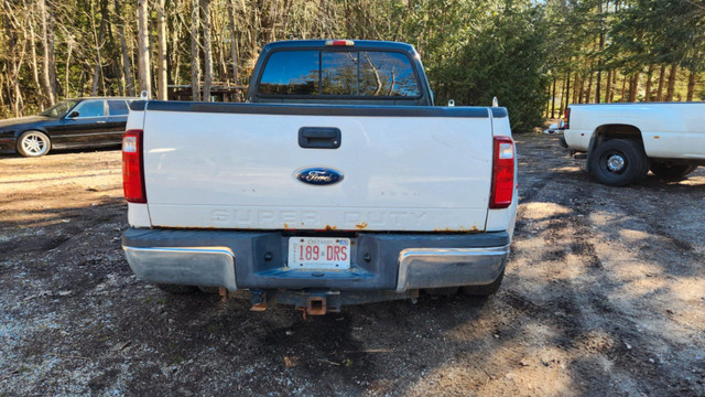 2006 Ford Super Duty F-350 DRW Crew Cab 156" 4WD KING RANCH in Cars & Trucks in City of Toronto - Image 4