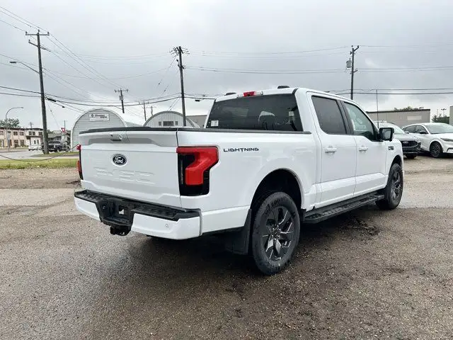2025 Ford F-150 Lightning Flash | 312A | 4X4 | SuperCrew 145 in Cars & Trucks in Edmonton - Image 26