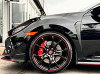 Civic Type R - Crystal Black Pearl Exterior on Red/Black Interior - Clean Carfax - Local Ontario Veh... (image 1)
