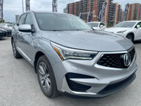 Le Acura RDX Advance 2021 est un VUS de luxe intermédiaire qui se distingue par son design athlétiqu... (image 1)