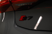Save over $15,300 + NO Luxury Tax from new! Fire up the twin-turbo 444 horsepower V6 power train and... (image 7)