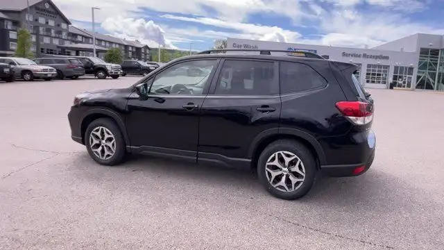 2020 Subaru Forester Touring | AWD | Sunroof | Backup Camera in Cars & Trucks in Prince George - Image 8