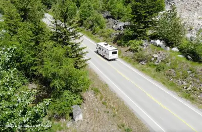 2023 Forester 2851SLE FEATURES LIST Vehicle 7 Seatbelts 7 Sleeps AGM Batteries Aluminum Running Boar...