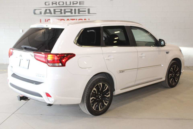 2018 Mitsubishi Outlander SEL in Cars & Trucks in City of Montréal - Image 4