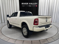 ALLOY WHEELS, NAVIGATION SYSTEM, HEATED FRONT SEATS, VENTILATED FRONT SEATS, HEATED STEERING WHEEL,... (image 4)