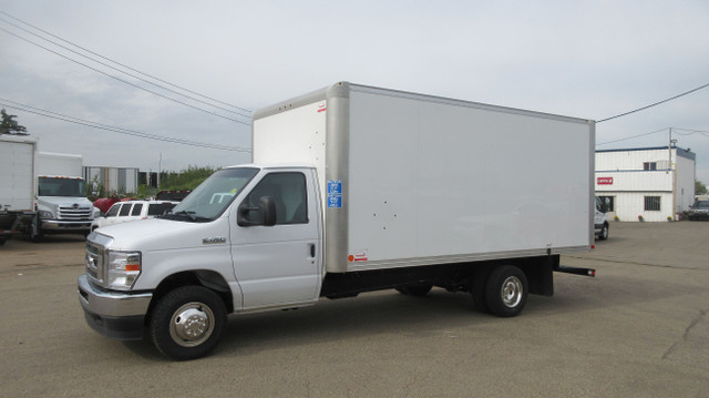 2022 Ford E-450 16 FT CUBE VAN GAS in Cars & Trucks in Edmonton - Image 2