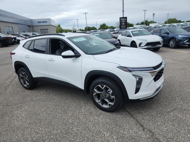 2025 Chevrolet Trax LT in Cars & Trucks in Mississauga / Peel Region - Image 3