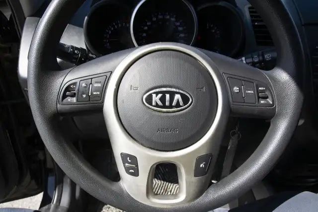 2012 KIA SOUL in Cars & Trucks in Oshawa / Durham Region - Image 18