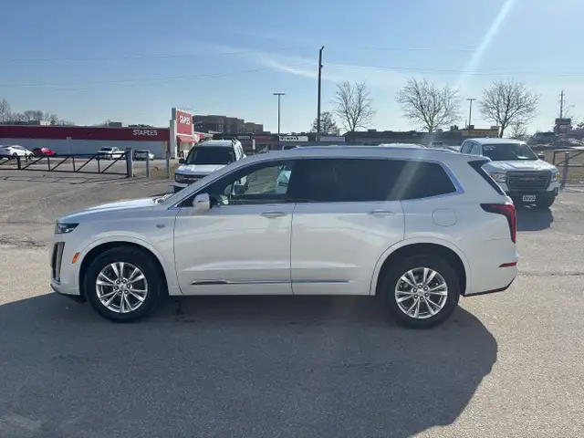 2023 Cadillac XT6 Luxury LEATHER SEATS | POWER LIFTGATE | SIR... in Cars & Trucks in Kawartha Lakes - Image 6