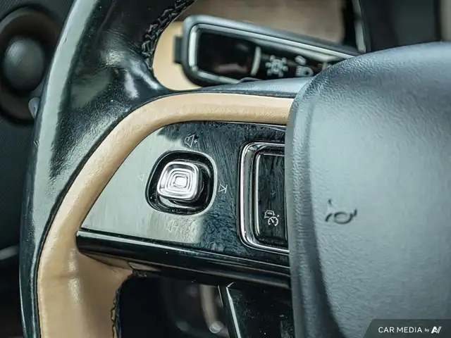2020 Lincoln Corsair Reserve in Cars & Trucks in Edmonton - Image 20
