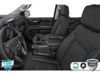 Recent Arrival! One Owner, No Accidents, Apple CarPlay/Android Auto, LOCAL TRADE, 10-Speed Automatic... (image 5)