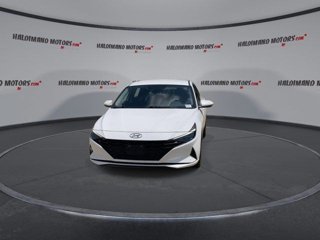 2022 Hyundai Elantra Preferred in Cars & Trucks in Hamilton - Image 3
