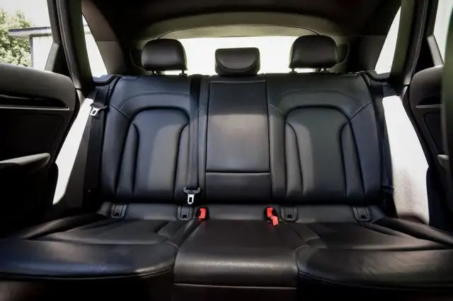 2018 Audi Q3 2.0 TFSI quattro Technik • SUNROOF • BOSE AUDIO • N dans Autos et camions dans Kingston - Image 37