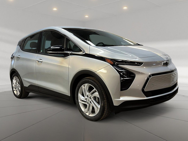 2023 Chevrolet Bolt EV in Cars & Trucks in Laval / North Shore - Image 3