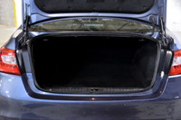 Francais: * Moteur : Boxer 6 cylindres de 3,6 L DACT L/100Km City: 20.0 L/100Km Hwy: 28.0 Other Equi... (image 6)