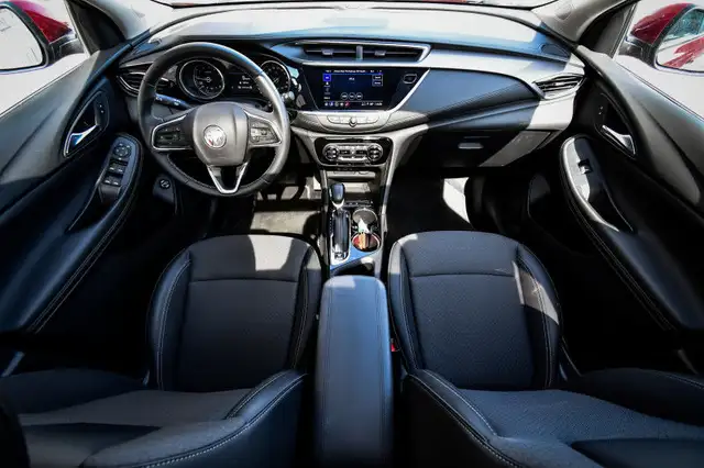 2023 Buick Encore GX Select • SUNROOF • POWER LIFTGATE • CP/AA in Cars & Trucks in Kingston - Image 17