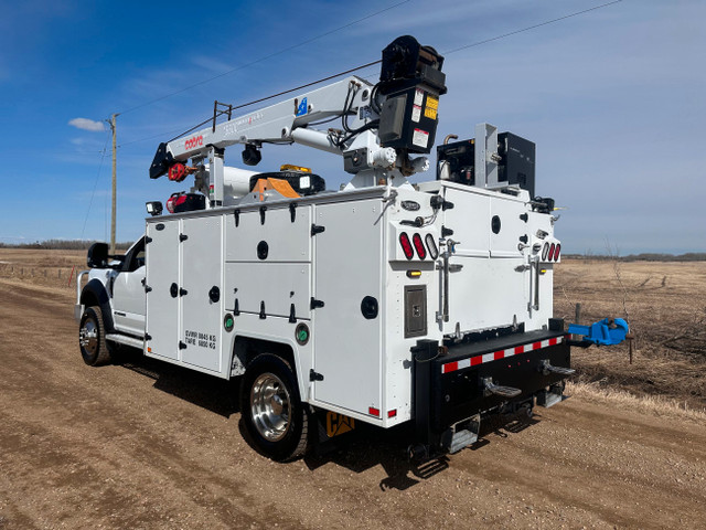 2017 Ford F550 4x4 Service Truck/DSL/BRUTUS/6600LBS/3In1VMAC/OIL in Heavy Trucks in Edmonton - Image 4