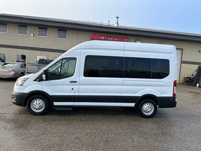 2023 Ford Transit Passenger Wagon XL in Cars & Trucks in Grande Prairie - Image 2