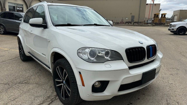 2012 BMW X5 AWD 4dr 35i Sport Activity M SPORT PACKAGE in Cars & Trucks in Edmonton - Image 3