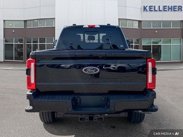 2025 Ford Super Duty F-250 SRW LARIAT in Cars & Trucks in Brandon - Image 4