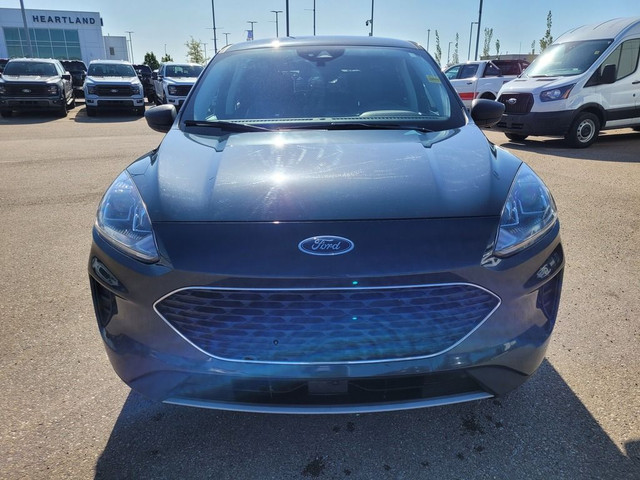 2022 Ford Escape SE AWD | HEATED STEERING WHEEL | REMOTE START in Cars & Trucks in Strathcona County - Image 2