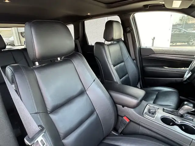 2021 Jeep Grand Cherokee LIMITED 3.6L V6 4X4/NAVIGATION/B CAM/SU in Cars & Trucks in Calgary - Image 42