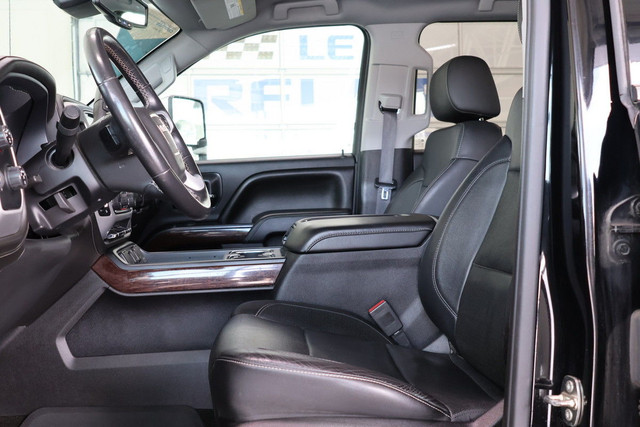 2015 GMC Sierra 1500 SLT CREW CAB INSPECTÉ in Cars & Trucks in City of Montréal - Image 2