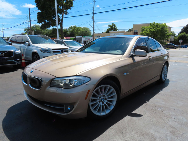 2011 BMW 5 Series 535i XDRIVE AWD - LOW KMS - LEATHER - SUNROOF  in Cars & Trucks in Oakville / Halton Region - Image 4
