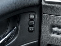 Experience the refined comfort and versatile performance of this 2023 Nissan Murano Platinum SUV. Wi... (image 9)