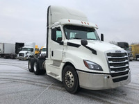 2019 FREIGHTLINER T12664ST