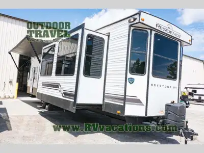 Keystone Residence destination trailer 40LOFT highlights: Loft Area Front Living Theatre Seating Fre...
