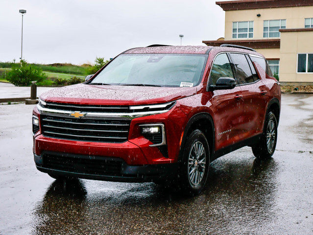 2025 Chevrolet Traverse LT in Cars & Trucks in Strathcona County - Image 4