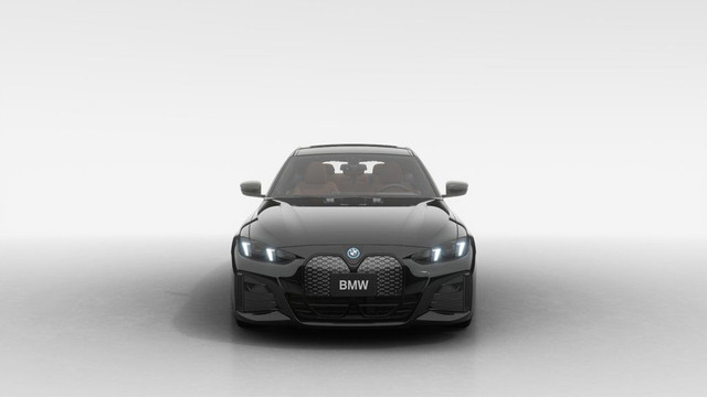 2025 BMW i4 eDrive40 Gran Coupé | Premium | M Sport in Cars & Trucks in City of Montréal - Image 3