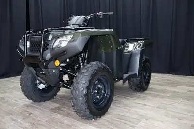APPLY NOW: https://www.ridecollective.ca/get-pre-approved The 2025 HONDA FOURTRAX RANCHER is a versa...