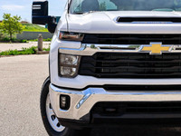 Welcome To Sherwood Park Chevrolet. The #1 Volume Chevrolet Dealer in Canada. This Chevrolet SILVERA... (image 4)