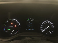 Introducing the 2024 Toyota Sienna XLE, a sophisticated and versatile minivan that merges style, com... (image 6)
