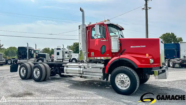 2013 WESTERN STAR 4900SA DAY CAB & CHASSIS FRAME in Heavy Trucks in Chilliwack - Image 3