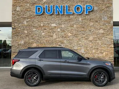 Elevate your driving experience and book a test drive today at Dunlop Ford, your friendly Lethbridge...
