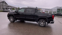 Four Wheel Drive. Cloth Interior. Touchscreen. Bluetooth. Rear View Backup Camera. USB Input(s). Aux... (image 6)