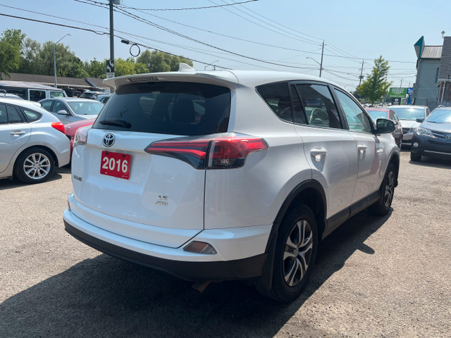 2016 Toyota RAV4 LE in Cars & Trucks in Kitchener / Waterloo - Image 4