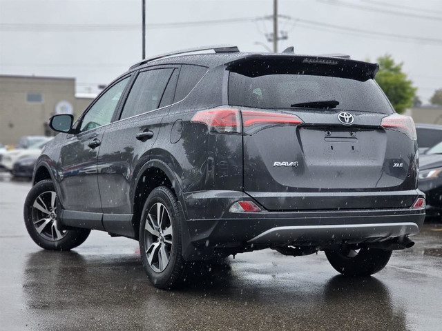 2018 Toyota RAV4 XLE in Cars & Trucks in Kitchener / Waterloo - Image 2