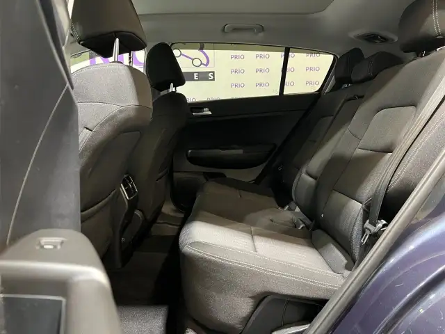2020 Kia Sportage in Cars & Trucks in Ottawa - Image 17
