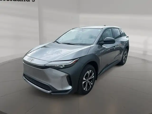 2023 TOYOTA BZ4X XLE AWD in Cars & Trucks in Stratford - Image 2