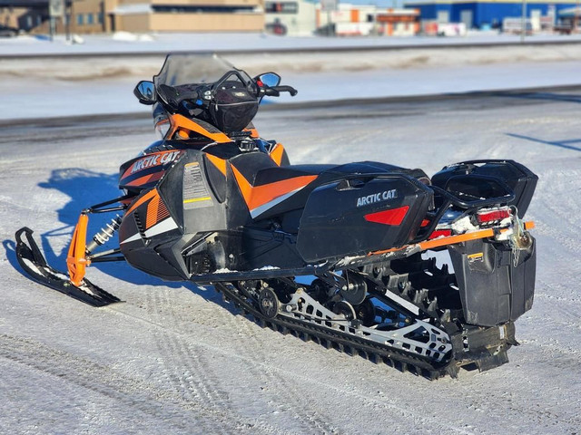 2013 Arctic Cat XF800 Cross Tour in Snowmobiles in Edmonton - Image 4
