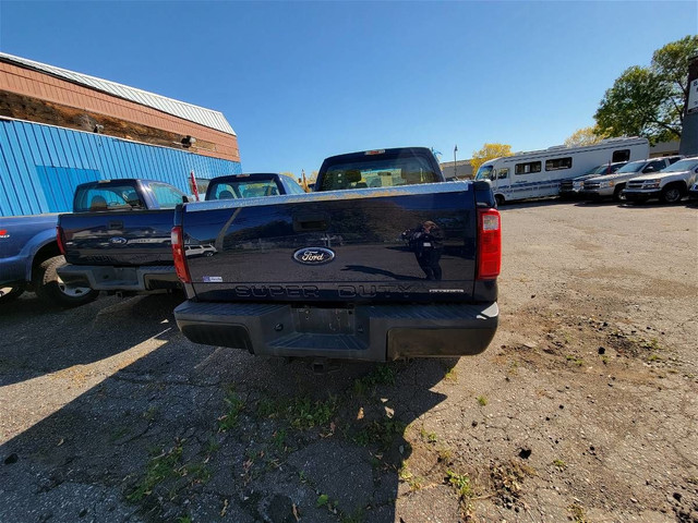 2012 Ford F-250 SD Lariat 4X4 8 ft box, low km in Cars & Trucks in Thunder Bay - Image 4