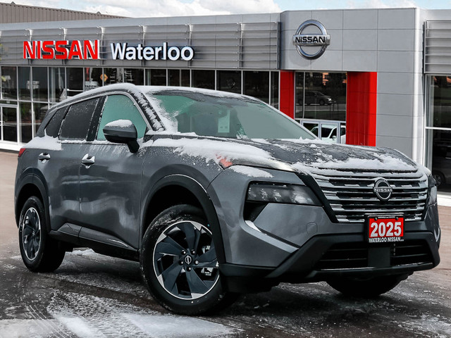 2025 Nissan Rogue SV MOONROOF DEMO SAVINGS in Cars & Trucks in Kitchener / Waterloo