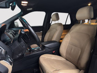 Decouvrez ce Ford Explorer Limited 2016 au style raffine et a la performance fiable. Offert dans une... (image 9)