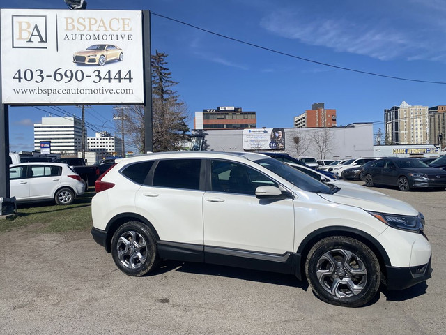 2017 Honda CR-V Touring in Cars & Trucks in Calgary - Image 2