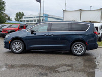 This Chrysler Pacifica has a durable Regular Unleaded V-6 3.6 L/220 engine powering this Automatic t... (image 4)