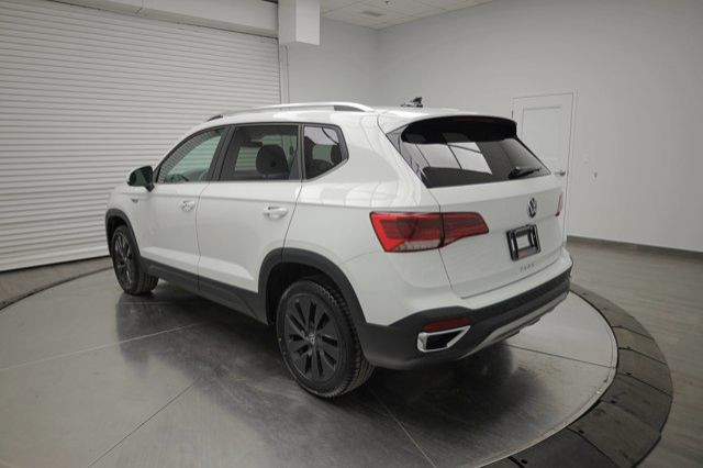 2024 Volkswagen Taos Comfortline in Cars & Trucks in Calgary - Image 4